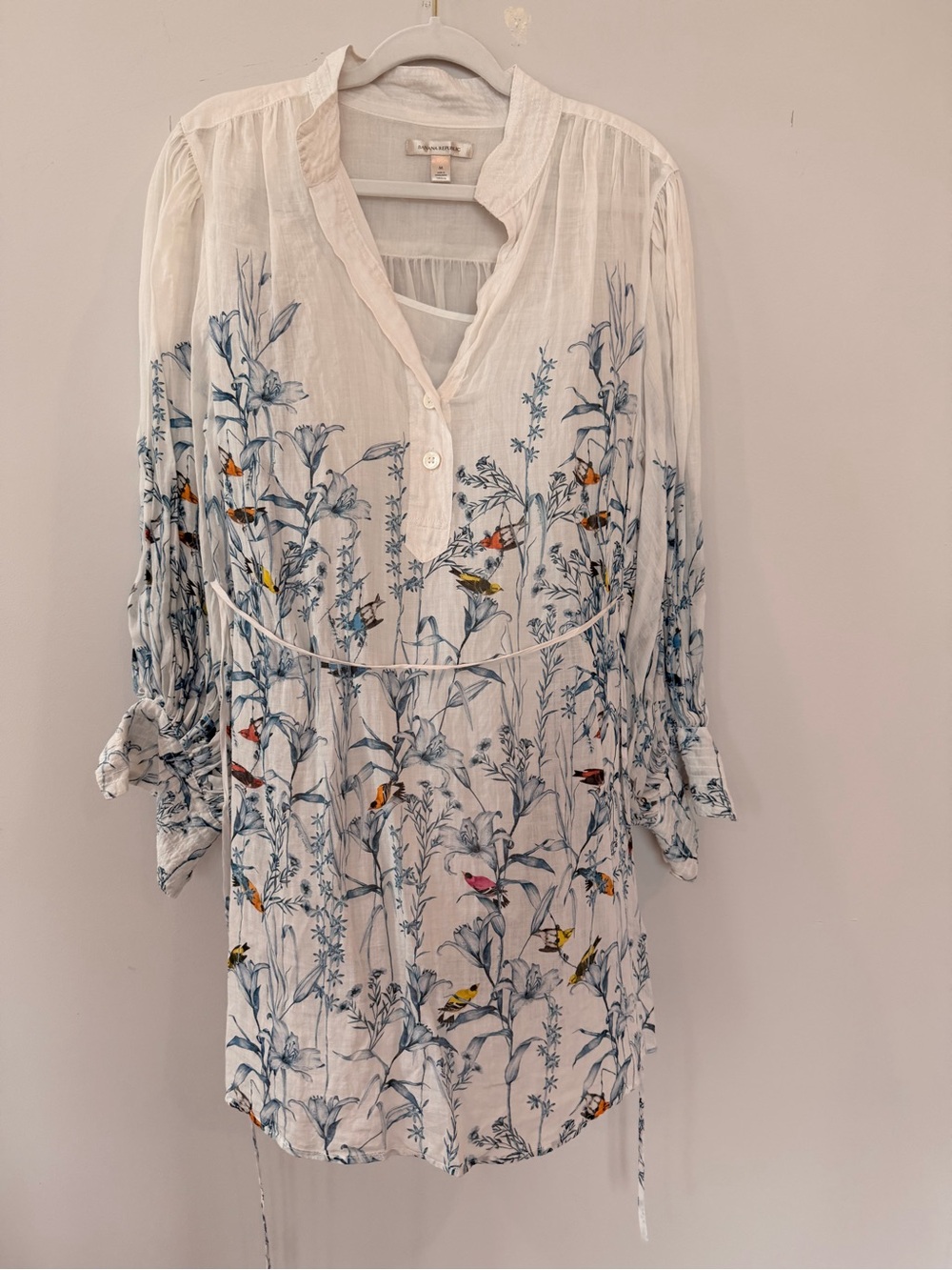 Lightweight White Floral & Bird Tunic